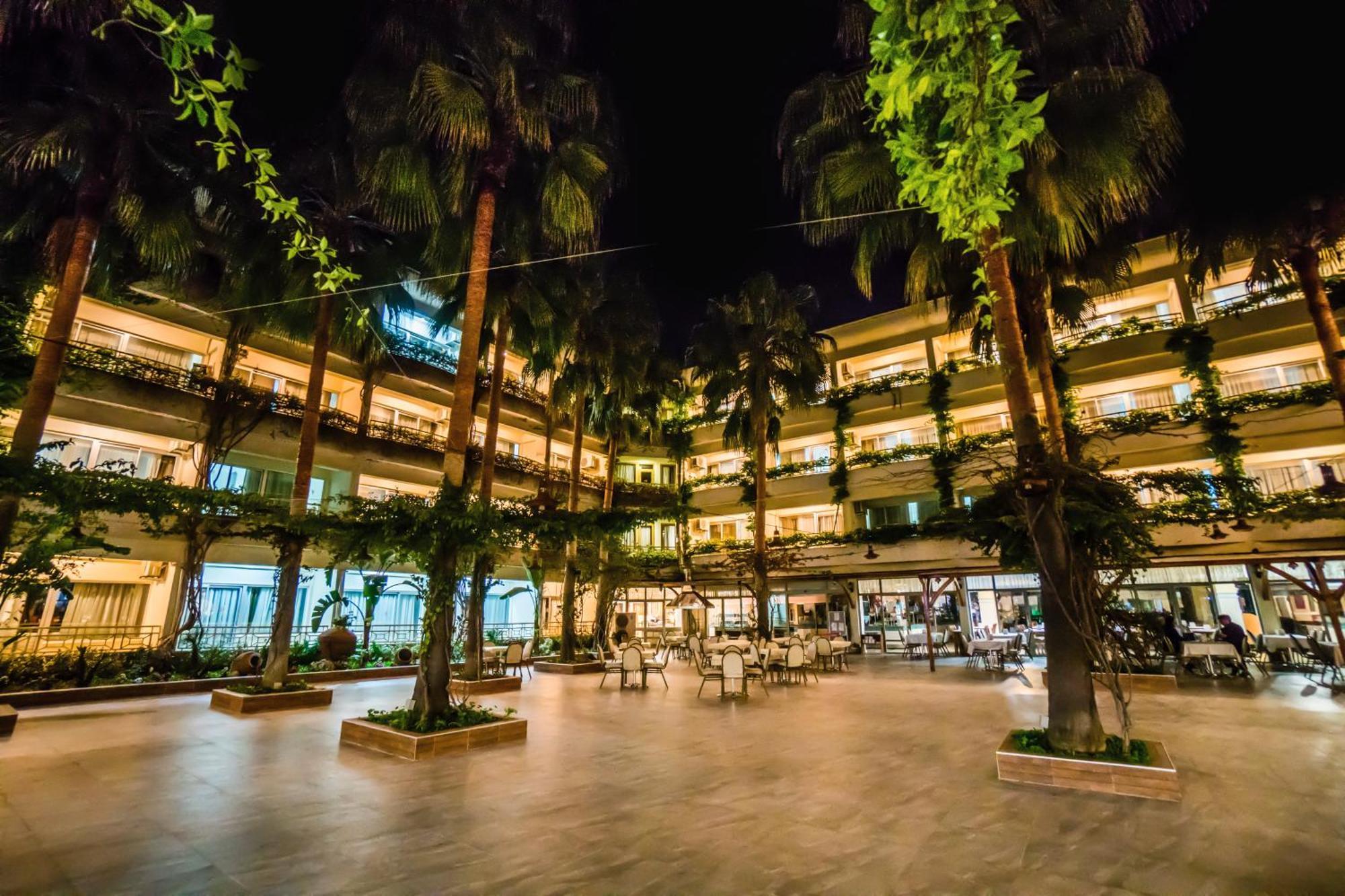 Venus Bieno Hotel Side Exterior photo
